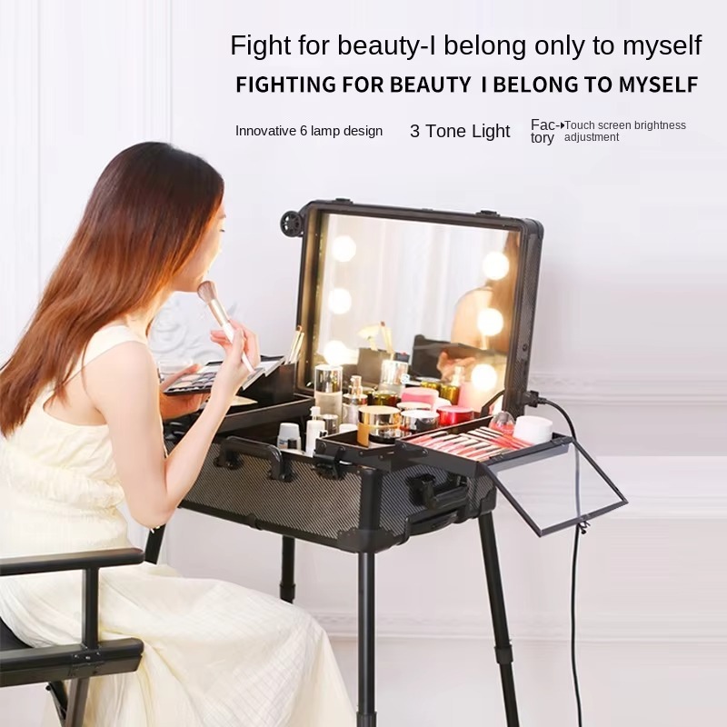 Aluminiowa walizka na kółkach  – Beauty Makeup Trolley recenzja i cena